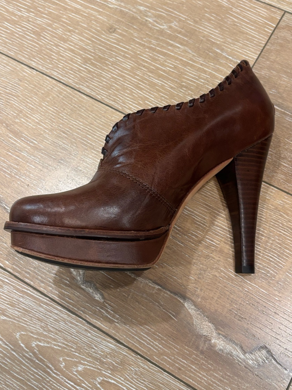 UGG Australia Jamison Brown Leather Whipstitch Platform Booties - Picture 10 of 14
